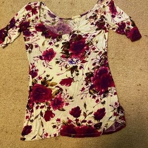 Kirra 3/4 sleeve floral print top for women